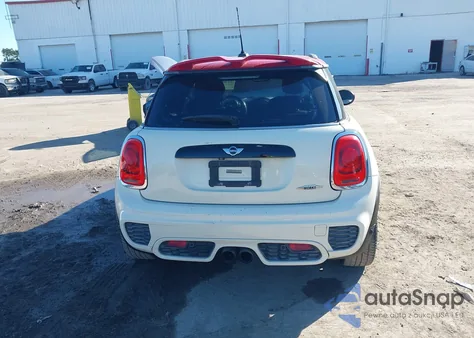 2016 Mini Hardtop John Cooper Works z USA, uszkodzony, nr VIN WMWXM9C52GT997913